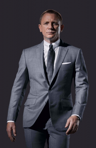 Daniel Craig suit 2