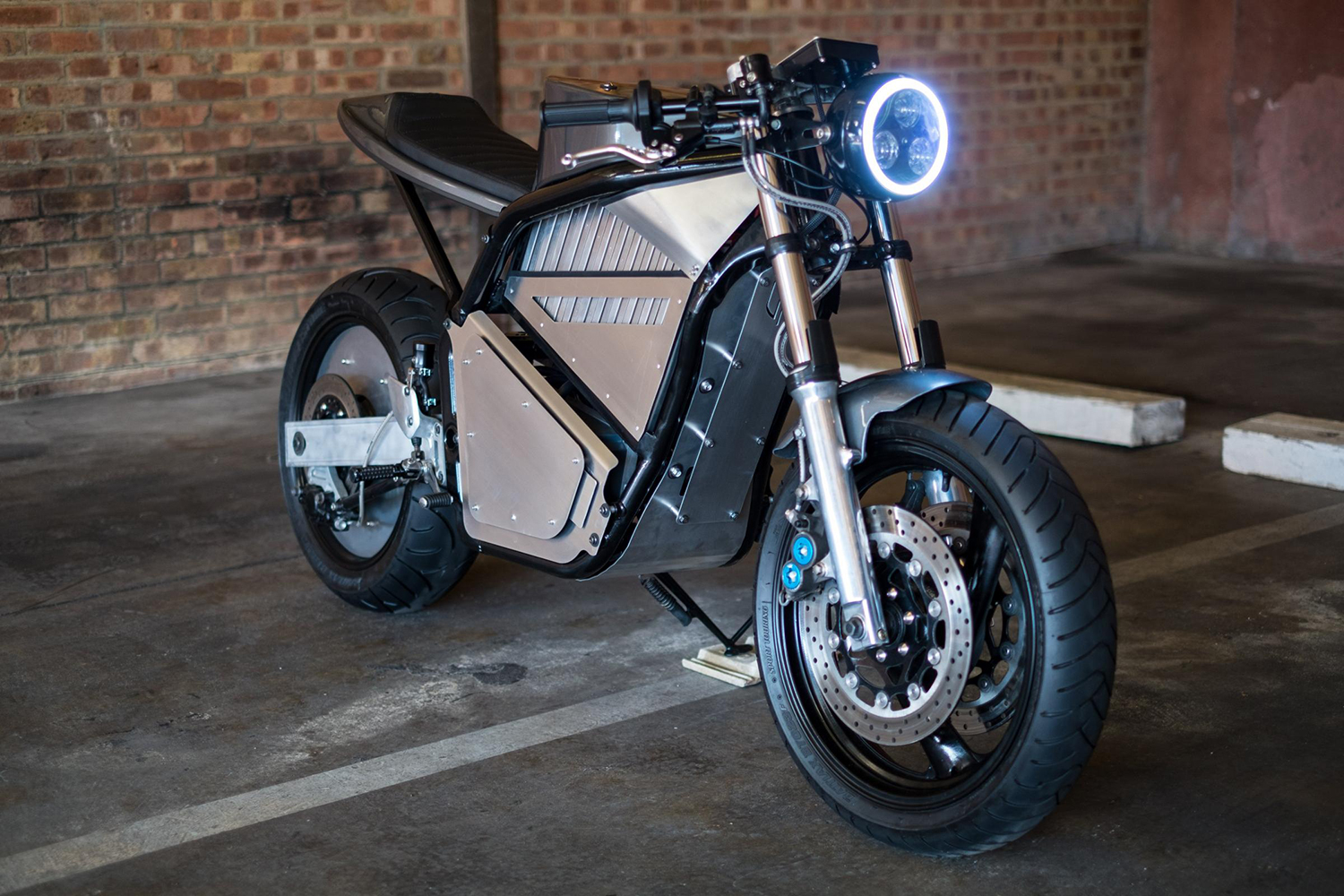 union motion phase type 1 electric motorcycle 01