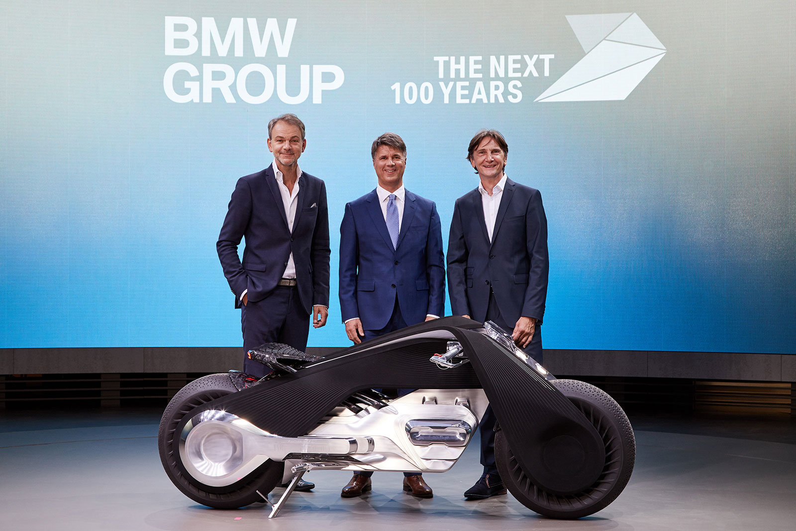 BMW Motorrad VISION NEXT 100 16