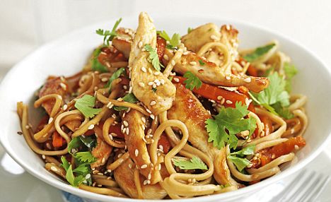 Chicken and Noodles 14389