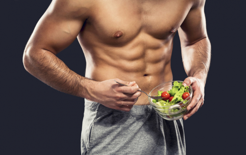 man eating salad abs fitted magazine 1 1024x648asasa