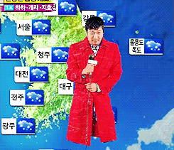 japan weatherman opens coat invisible 1354357521c