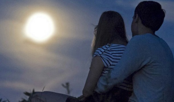 couple full moon love romantic Favim.com 3025228
