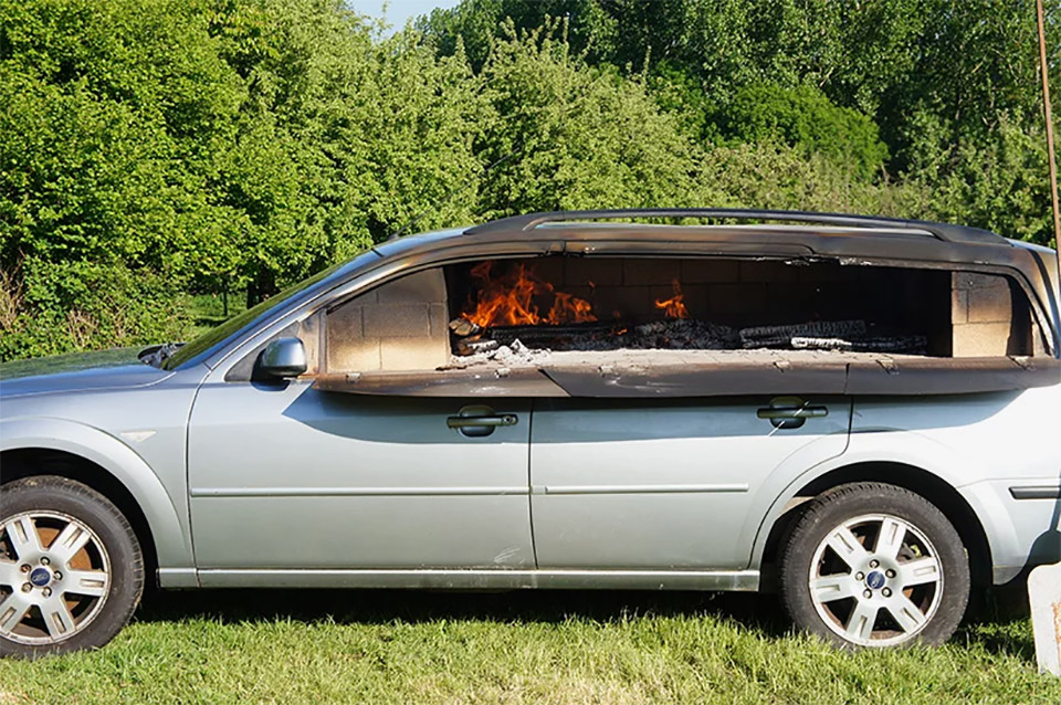 pizza oven car 1