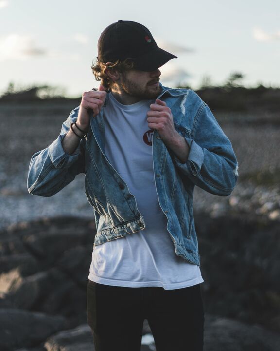 pexels blitzboy 1040945