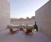 Ξενοδοχείο στη μέση της ερήμου με δικιά του παραλία