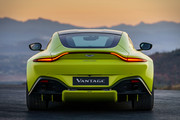 10 ΧΡΟΝΙΑ ΜΕΤΑ  Aston Martin Vantage: Πώς μεγάλωσες έτσι;