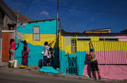 Όταν ένα χωριό στη Χιλή αποφάσισε να «βουτήξει» στα χρώματα