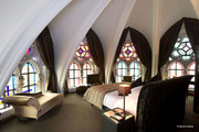 Martin Patershof, Μέχελ, Βέλγιο: Υπερπολυτελής διαμονή σε ένα ξενοδοχείο πρώην εκκλησία, για αυτούς που τιμούν τη θρησκεία.
