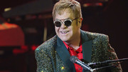 Elton John - 300 εκ. λίρες.