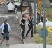 Η Scarlett Johansson (Black Widow) και η κασκαντέρ Heidi Moneymaker