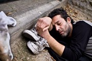 Ένα μοναδικό φωτορεπορτάζ για τους άστεγους του Παρισιού