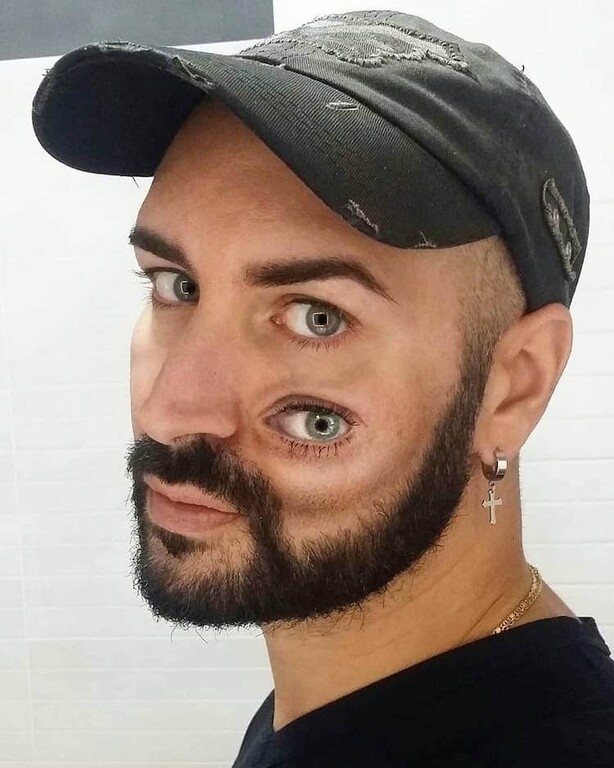 Ό,τι πιο creepy έχεις δει από make up artist