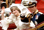 Το 1981 παντρεύτηκε ο Κάρολος