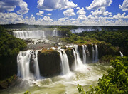 Παραγουάη σημαίνει «Γεννημένος απ’ το νερό».
