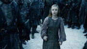 Shireen Baratheon: Από τις πιο σκληρές στιγμές της σειράς, όταν ο άκαρδος πατέρας της, Stannis... ξέρετε! Στα βιβλία φτάνει μαζί με τη μητέρα της στο Castle Black.