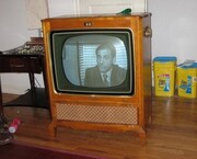Ποιος θα σηκωθεί να αλλάξει το κανάλι στην τηλεόραση;