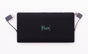 Flux Charger: Ζυγίζει μόλις 88γρ. και διαθέτει ενσωματωμένα καλώδια φόρτισης τόσο για το Android όσο και για τα iPhone.