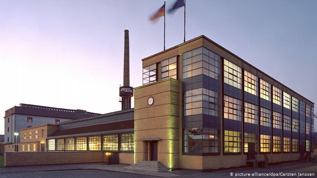 Πώς το Bauhaus έσωσε την αρχιτεκτονική από τη λήθη 