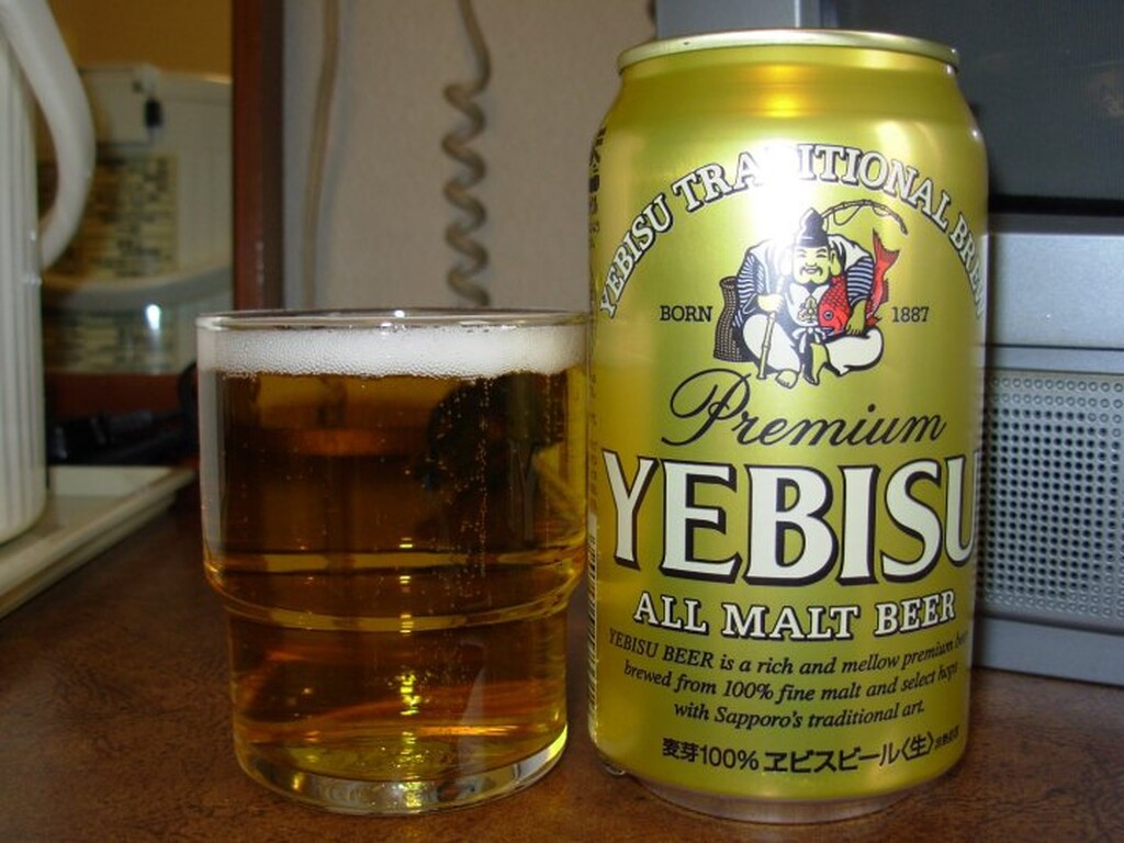 Yebisu: 

Από τις premium μπίρες της χώρας, «παιδί» του ζυθοποιείου Sapporo, θεωρείται μία από τις καλύτερες και high-quality ετικέτες. Ιδιαίτερα γνωστή και στο εξωτερικό. 