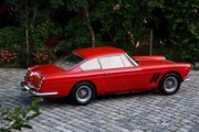 Η vintage γοητεία της Ferrari 250GTE