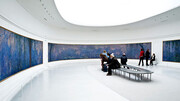 Musée de l’Orangerie, Παρίσι
Αυτή η virtual επίσκεψη θα σε βοηθήσει να χαλαρώσεις χαζεύοντας τους αρμονικούς πίνακες του Monet. https://artsandculture.google.com/partner/musee-de-lorangerie?hl=en