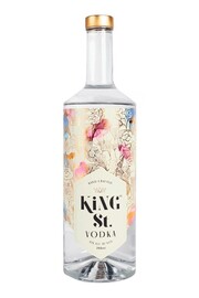 King St.:  

Η βότκα από τα χέρια της Kate Hudson. Δεν την θέλεις μόνο για το ωραίο της μπουκάλι, αλλά για την ιδιαίτερη δυνατή της γεύση. Είναι must.