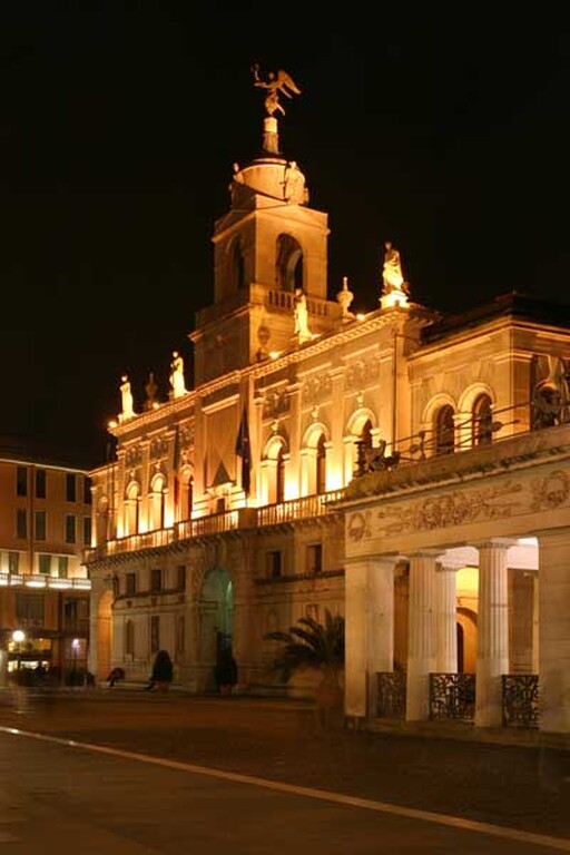 Πανεπιστήμιο της Σιένα, Ιταλία – 1240