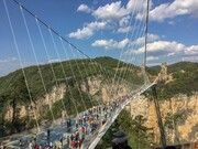 Αυτή είναι η μεγαλύτερη γυάλινη γέφυρα του κόσμου