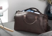 Μία δερμάτινη τσάντα είναι το Α και το Ω του ταξιδιωτικού καλόγουστου στυλ