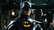 O Michael Keaton σιδερώνει ξανά το κουστούμι του Batman