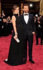 Με tuxedo, στο πλευρό της τότε συντρόφου του Olivia Wilde, στα Oscars το 2014