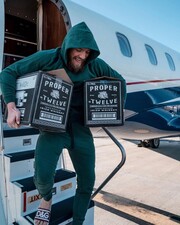 Conor McGregor: Δεν θα πιστεύεις πόσα χρήματα έβγαλε με το δικό του ουίσκι