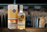 Whisky Works 29-Year-Old Glaswegian. Εμφιαλώθηκε σε μόλις 1642 μπουκάλια και για την ωρίμανσή του επιλέχθηκαν βαρέλια από λευκό δρυ. Αυτό είχε σαν αποτέλεσμα ένα σκωτσέζικο ουίσκι το οποίο κοιτάει αρκετά προς την άλλη πλευρά του Ατλαντικού με στοιχεία που θυμίζουν bourbon. H γλυκιά του γεύση που κυριαρχείται από βανίλια, βούτυρο και εξωτικά φρούτα το επιβεβαιώνουν.
