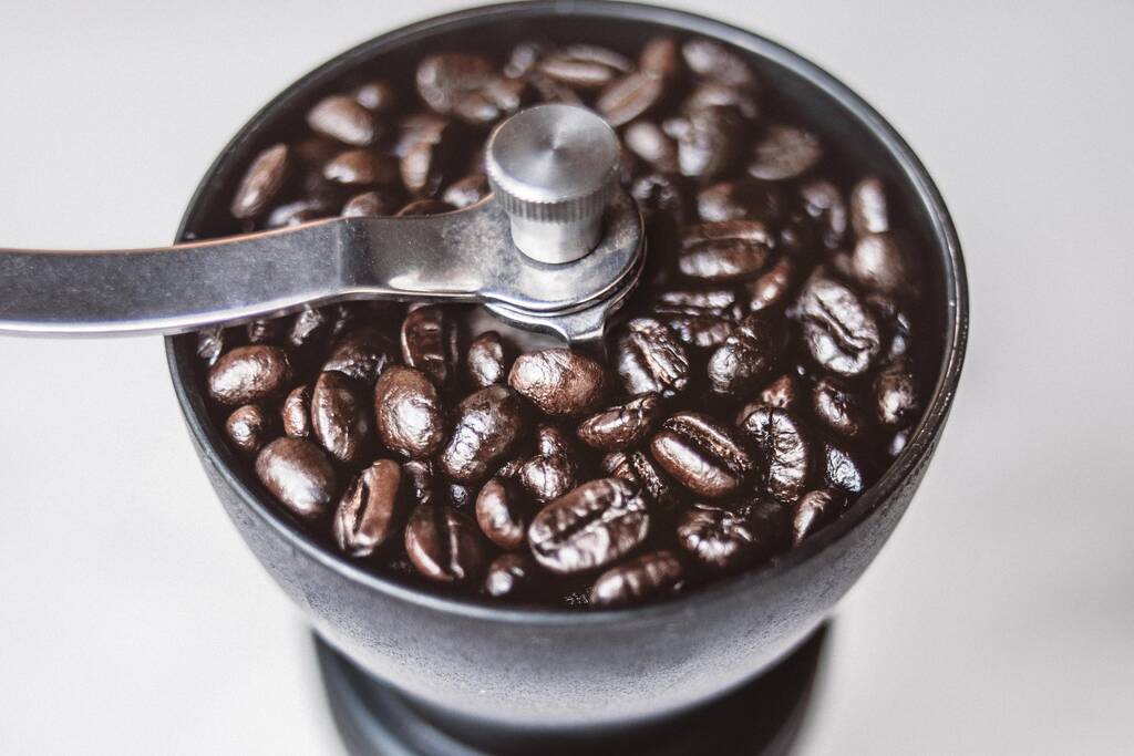 Ο φρεσκοκομμένος καφές είναι και ο καλύτερος, δεν έχει νόημα να αποθηκεύεις αλεσμένο καφέ