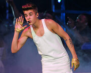 Justin Bieber - 114.1 εκατομμύρια