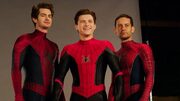 4. Spider-Man: No Way Home...Από τις πιο γρήγορες ταινίες που κατάφεραν τον στόχο με $1.055 δισ. σε μόλις 12 ημέρες, ενώ η συνολική συγκομιδή ξεπέρασε τα $1.922 δισεκατομμύρια. 



