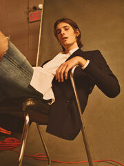 Classics Reborn για την άνοιξη του '23 από την Tommy Hilfiger 