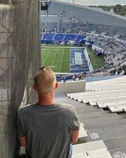 Τα χειρότερα καθίσματα στα γήπεδα που πληρώνεις για να… μην βλέπεις