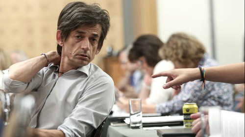 6 βιβλία που θα σου δάνειζε ο βιβλιοφάγος Νίκος Καρανίκας 6 βιβλία που θα σου δάνειζε ο βιβλιοφάγος Νίκος Καρανίκας