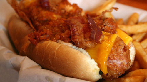 Το τηγανητό hot-dog που απογειώνει το «βρόμικο»