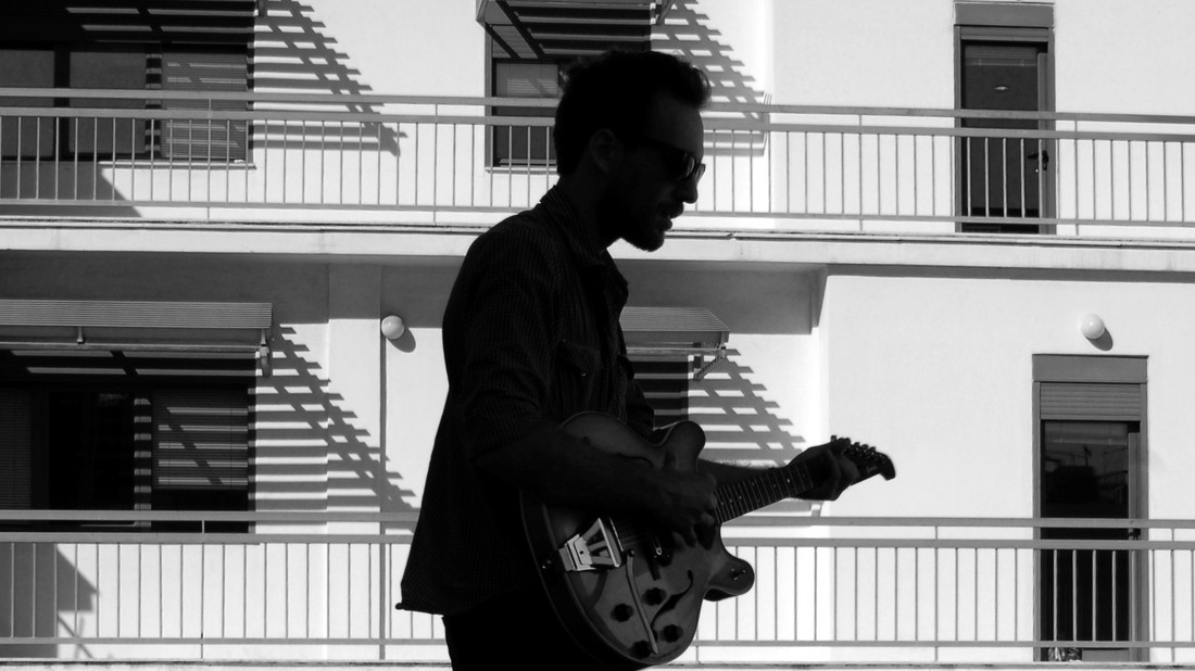 O George Gaudi & the Suns φέρνουν αστική ψυχεδέλεια στο Gagarin