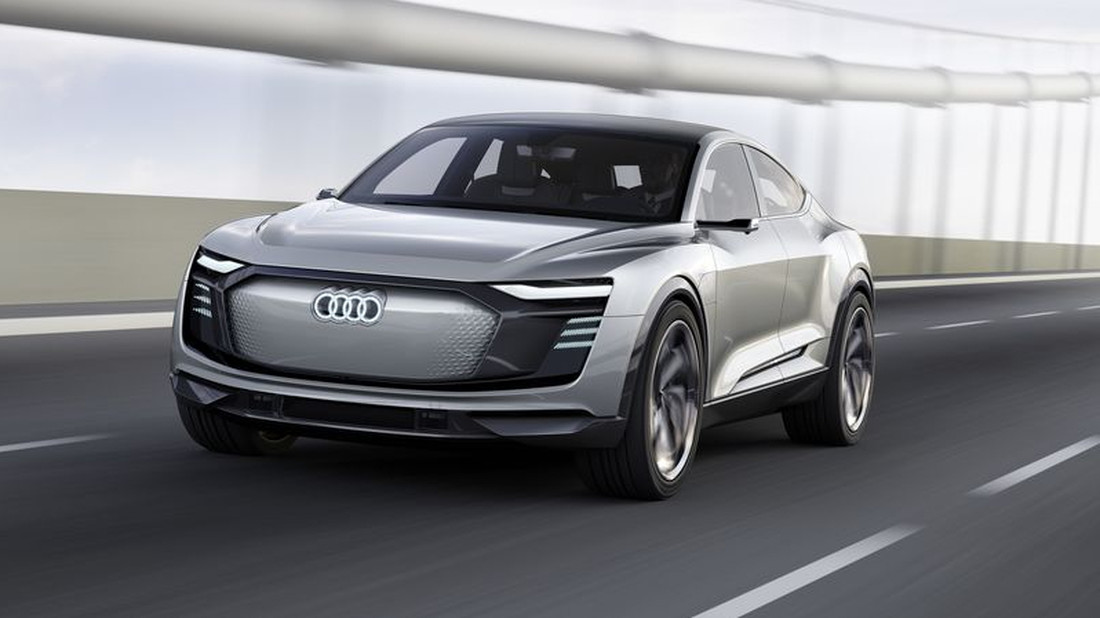 Η Audi θα κυκλοφορήσει στους δρόμους κάτι σαν το batmobil