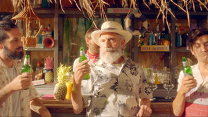 Νέα δροσιστική AMSTEL Radler Ginger and Lime