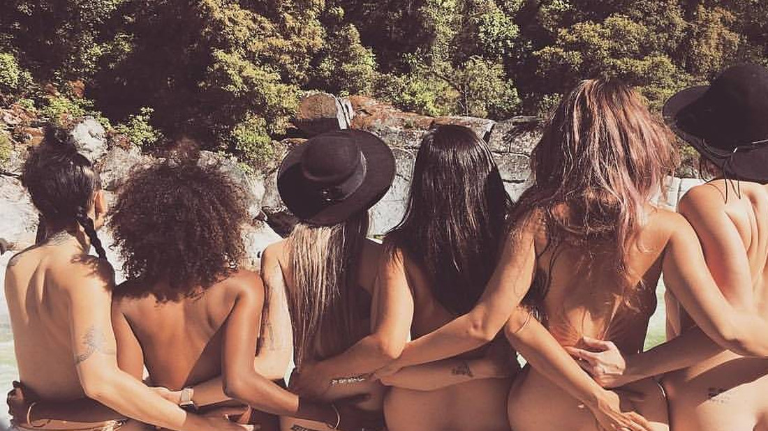 Το Naked In Nature θα αναστατώσει τις φυσιολατρικές σου ανησυχίες 