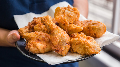 18 φωτογραφίες  που τιμούν το τηγανητό κοτόπουλο