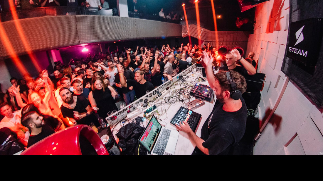 Πριν έρθουν τα Χριστούγεννα, έρχεται το Steam Athens