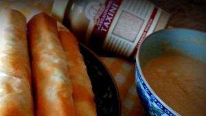 Ρολάκια λαχανικών (spring rolls) & dip ταχινιού