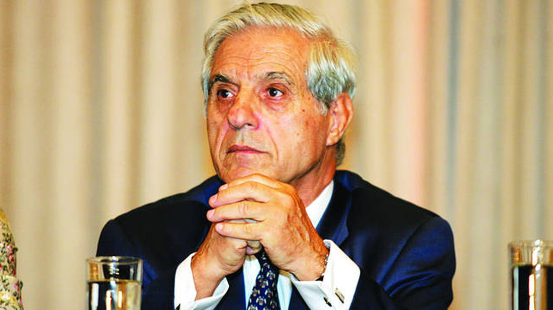 «Αθάνατος»: Το ύστατο χαίρε στον Παύλο Γιαννακόπουλο (pics+vid)