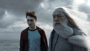 Harry Potter: Αυτή η θεωρία καταρρίπτει τα όσα καλά θυμόμασταν για τον Dumbledore